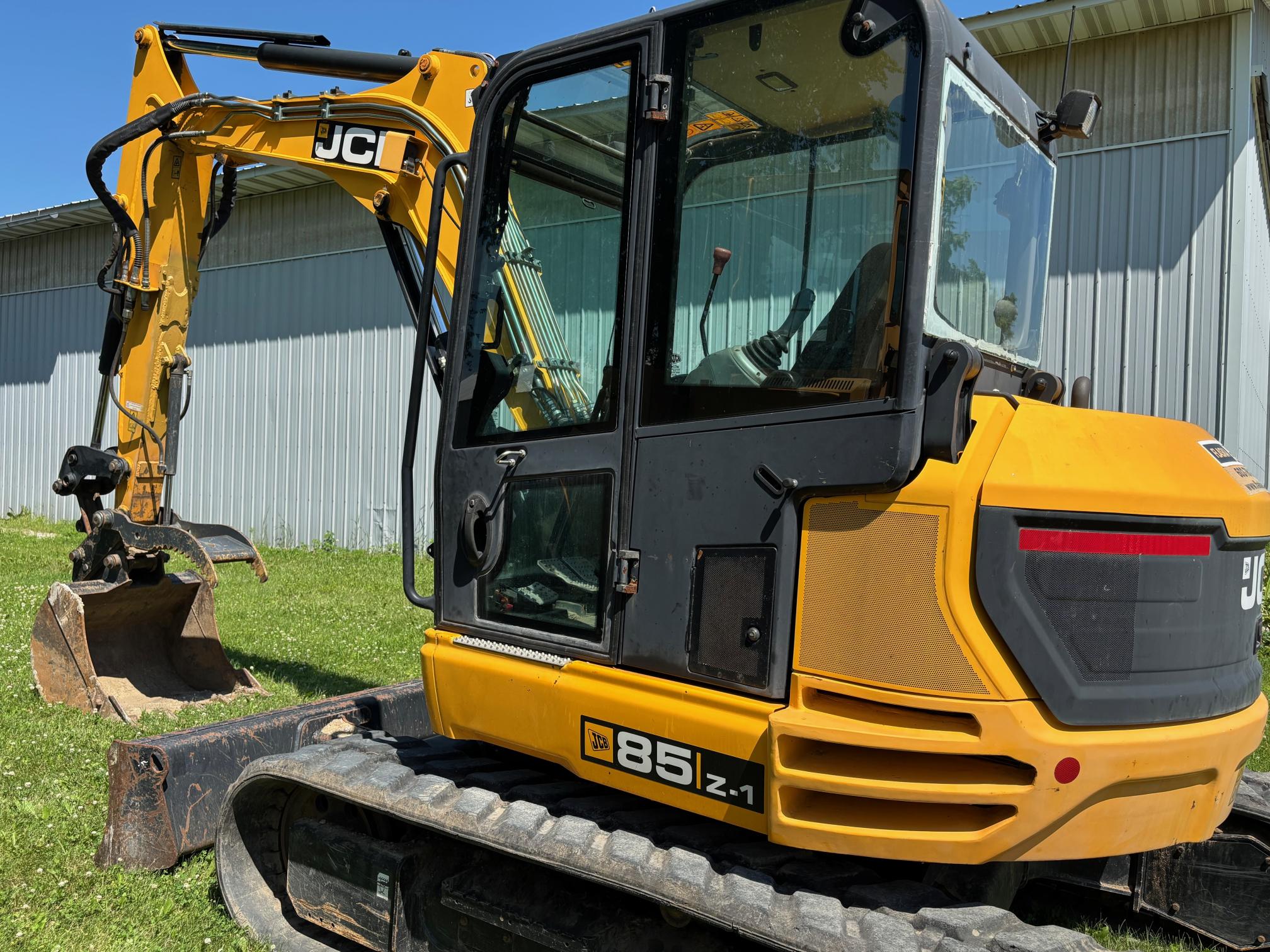 2014 JCB 85Z-1 - Image 21